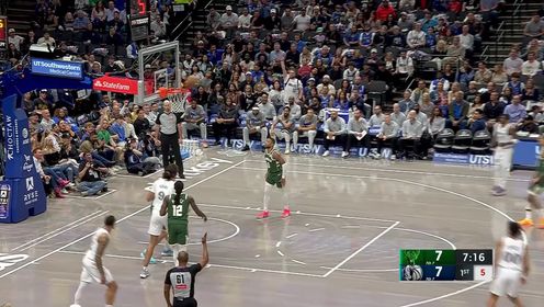 字母哥29+9+9 利拉德28+6+6 欧文31分 雄鹿3人20+轻取独行侠