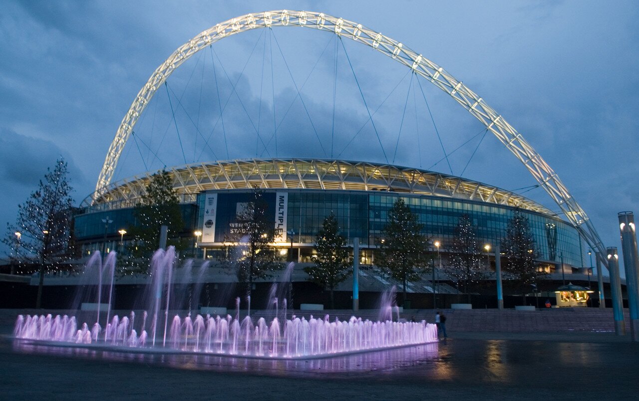 成功的烦恼！BBC：曼城球迷疲于伦敦观赛 足总杯半决赛上座率惨淡