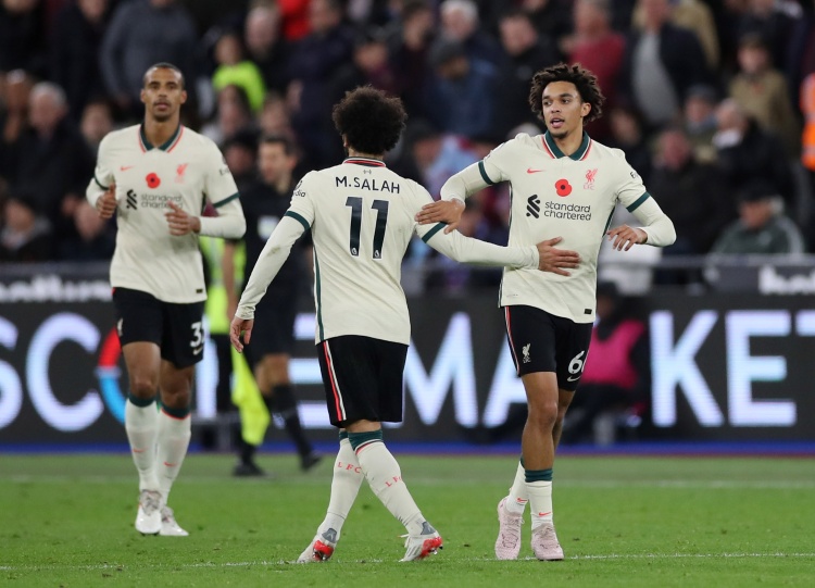 红军旧将：本赛季枪手曼城和蓝军都表现不佳，这使利物浦获益