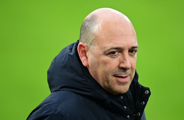 药厂高层：资源只有1/3情况下对抗拜仁不容易，需聪明地打造球队