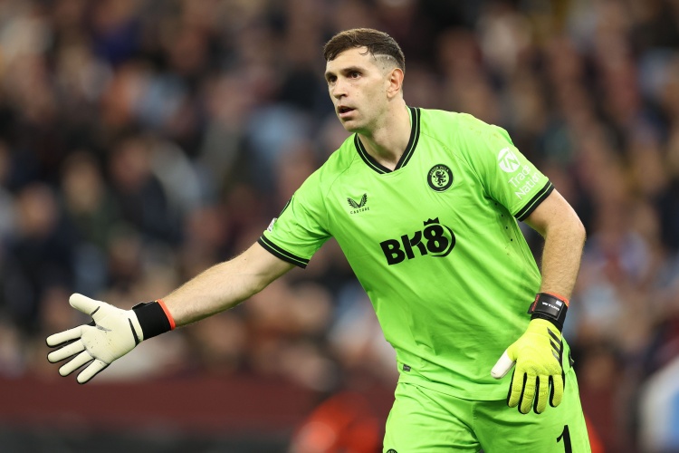 沙特又一目标！电讯报：沙特对大马丁有意，维拉正关注乔安加西亚