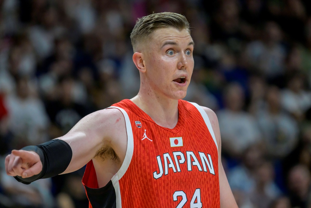 媒体人：霍金森和劳森这么一对比 日本归化和CBA外援还是有差距