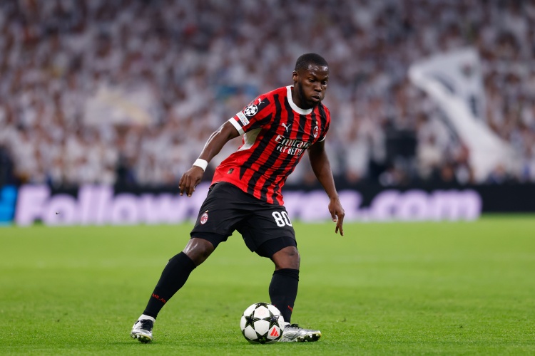 全市场：穆萨转会那不勒斯本周末后有答案，可能因安古伊萨而告吹