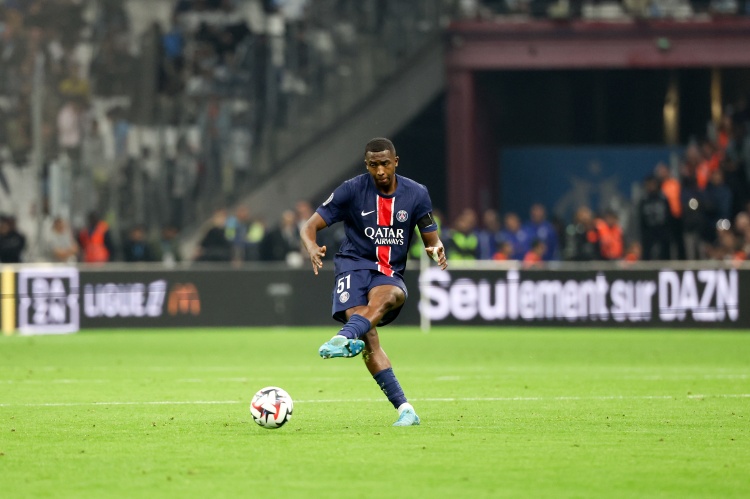 马卡报：帕乔在巴黎身穿51号球衣，是为了纪念自己去世的母亲