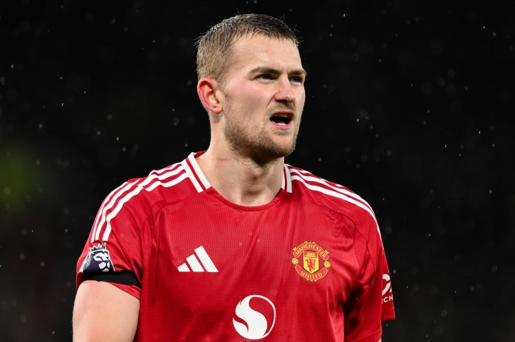 德里赫特：曼联没有哪位球员表现特别突出，每个人的状态都很好