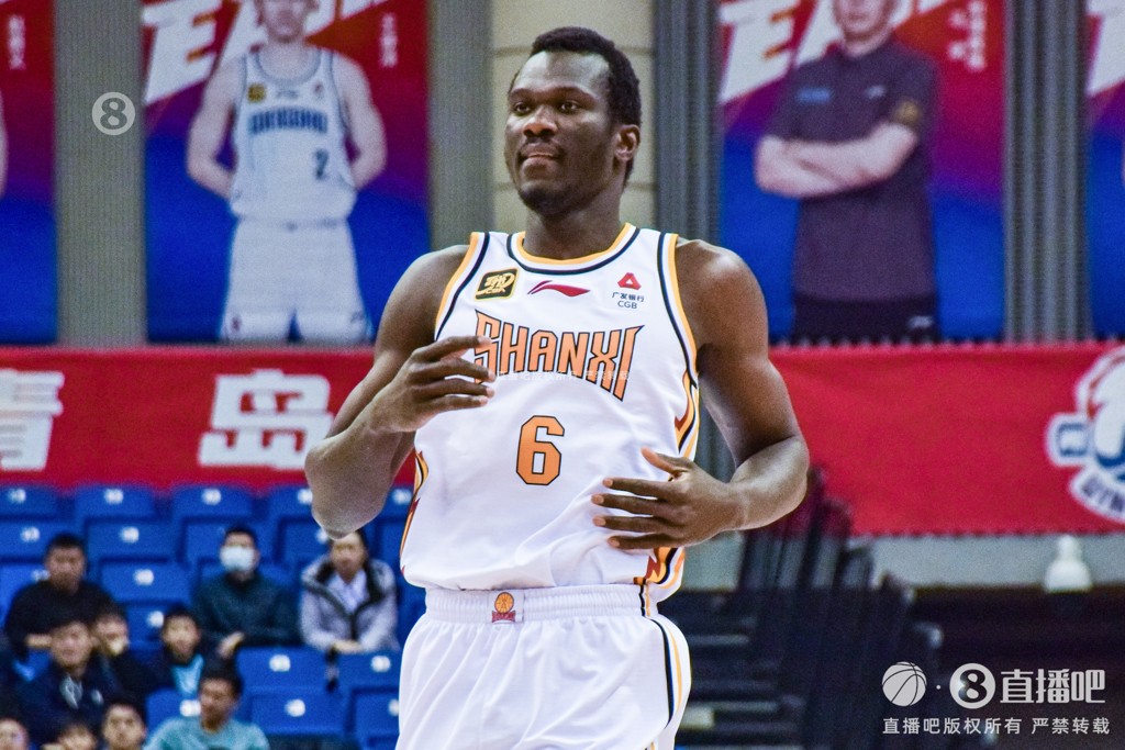 媒体人：前山西外援法耶正接触一支南区球队 若顺利将继续征战CBA