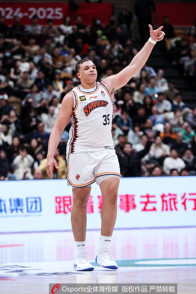 CBA外援MVP候选：利夫&韦瑟斯庞领衔 洛夫顿弗格吉伦沃特在列