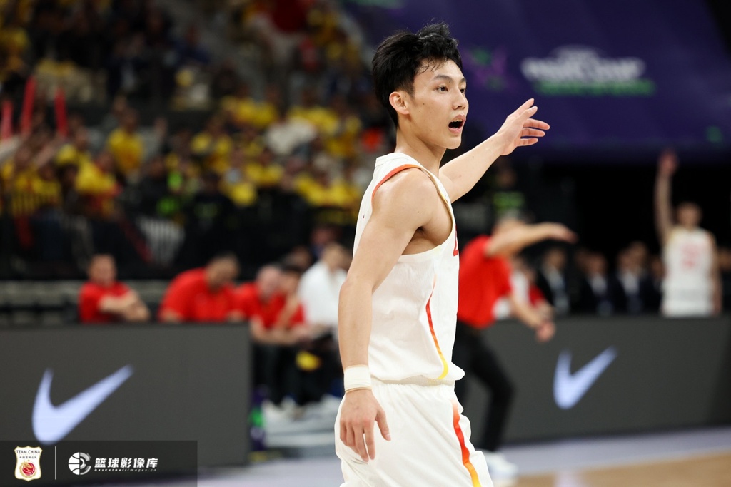 媒体人：没必要羡慕日本有河村勇辉 中国男篮成功要身高&技术兼备