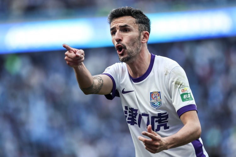 下轮战海港！足球报：这场比赛天津津门虎的压力与机会并存