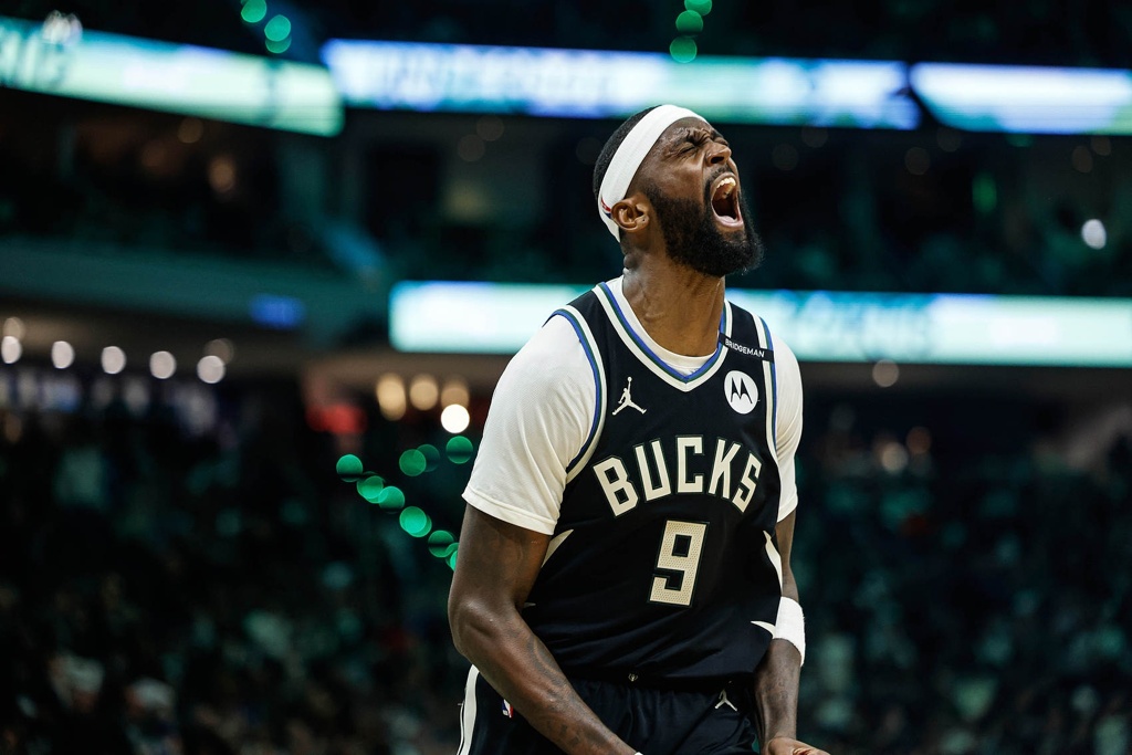 3年4400万续约！雄鹿GM：波蒂斯今夏有其他选择 但他想留在球队