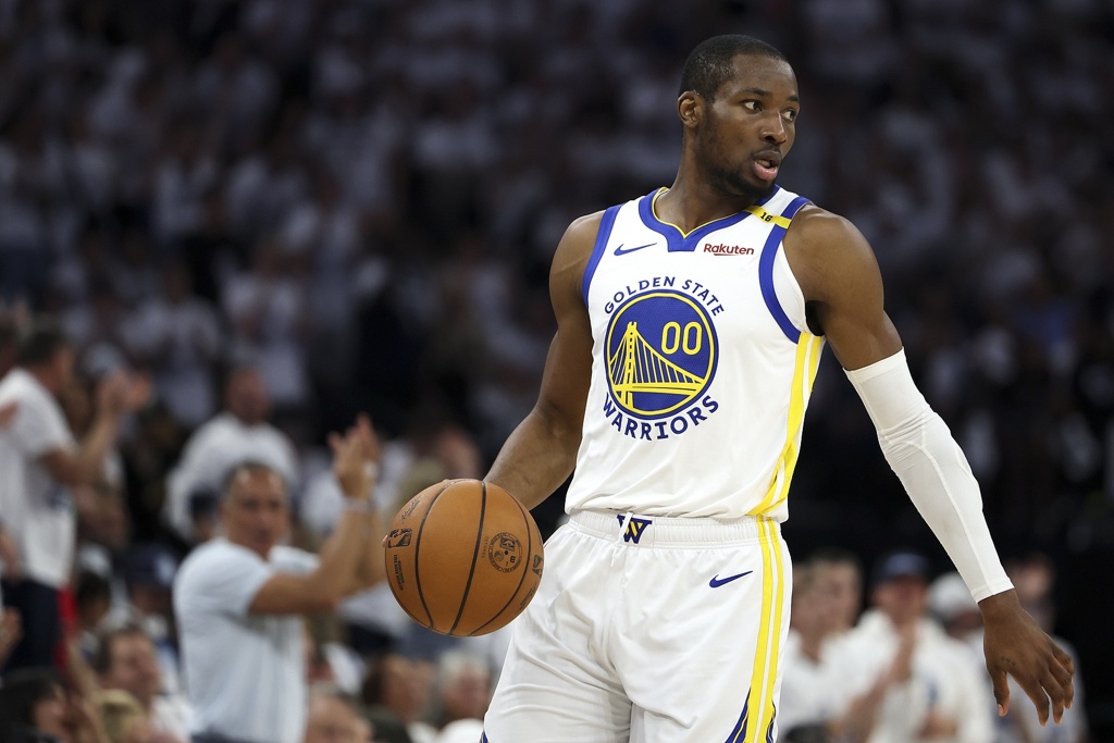 Slater：库明加预计将重回勇士 12月再交易走