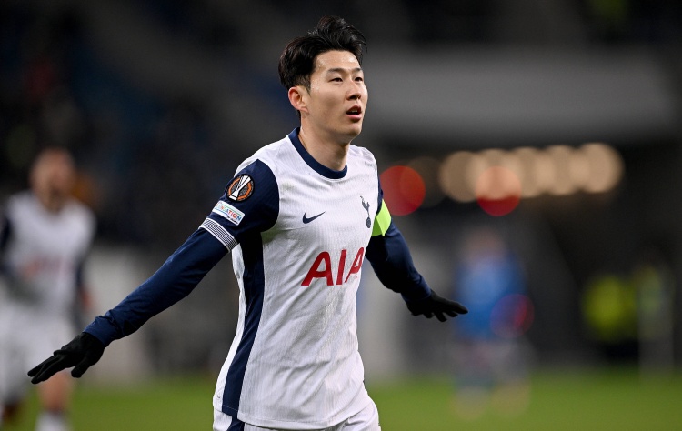 伦敦足球网：弗兰克会与孙兴慜进行深入交流，了解他对未来的打算