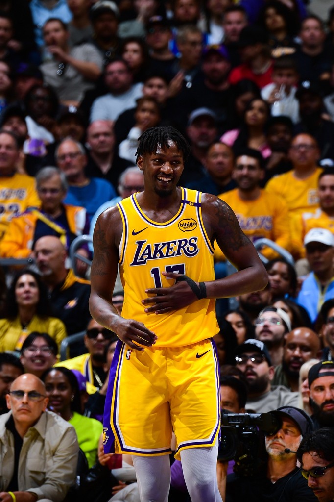 1538万球员选项~芬尼-史密斯续约情况：最高可和湖人签4年9650万