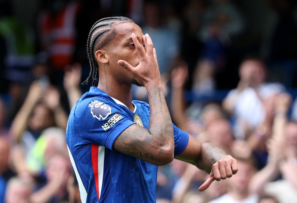 布莱顿主帅：若昂-佩德罗在切尔西表现很好，必须以整体进行防守